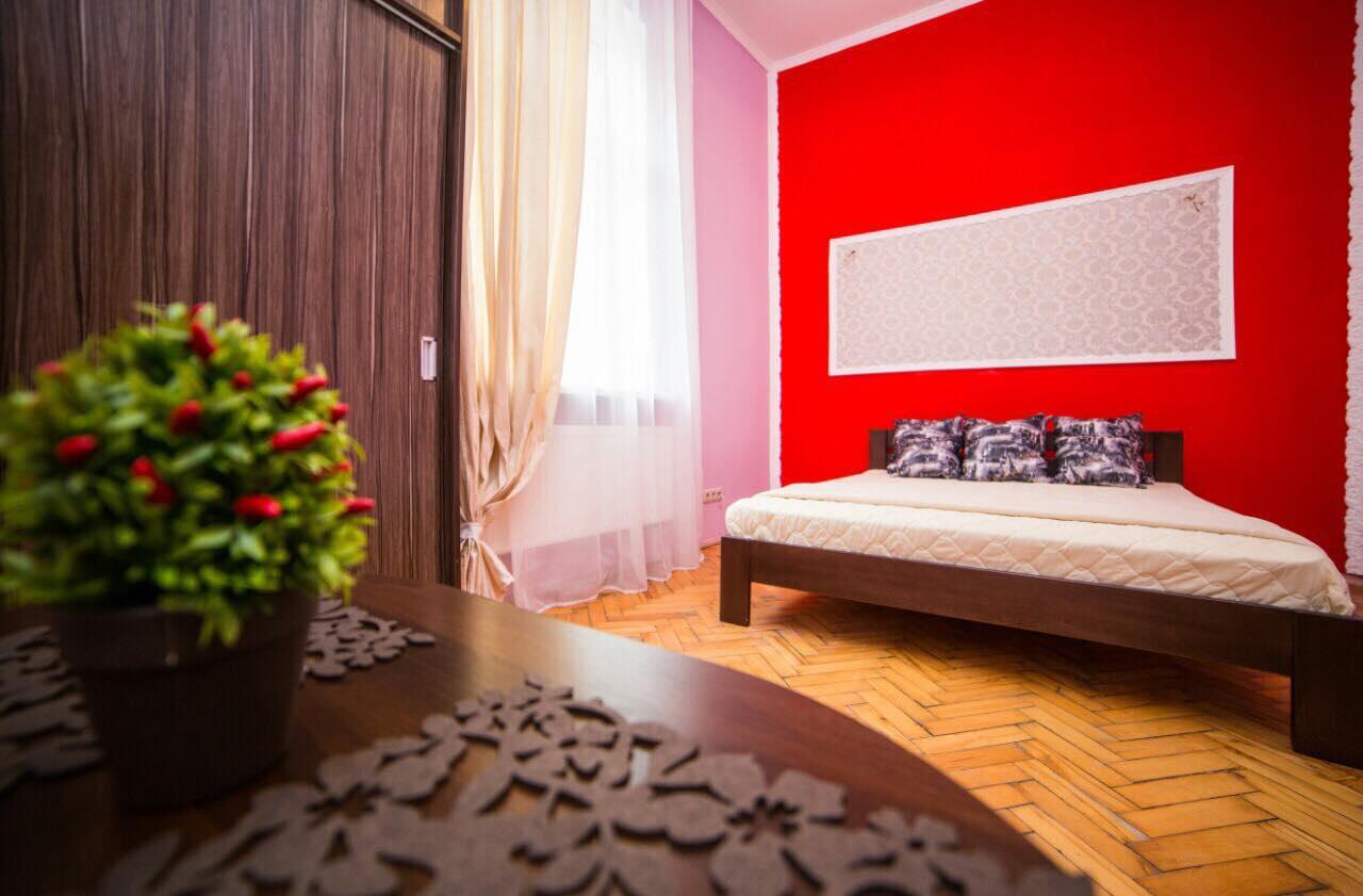 Apartment On Teatralna 7 Λβιβ Εξωτερικό φωτογραφία