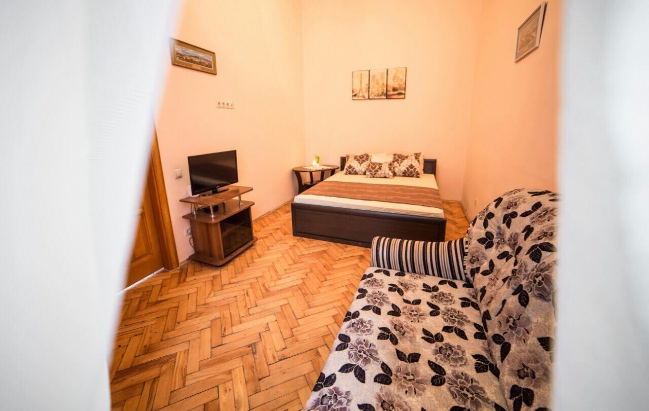 Apartment On Teatralna 7 Λβιβ Εξωτερικό φωτογραφία